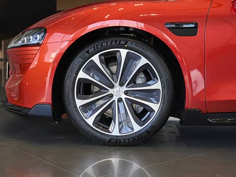 2026�� Max+ (896�߼����״