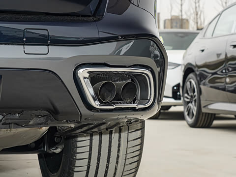 2026�� �Ŀ� xDrive 40Li M�˶���ҹ��װ