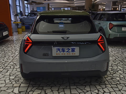 2025�� PAUL SMITH ���ʦ��