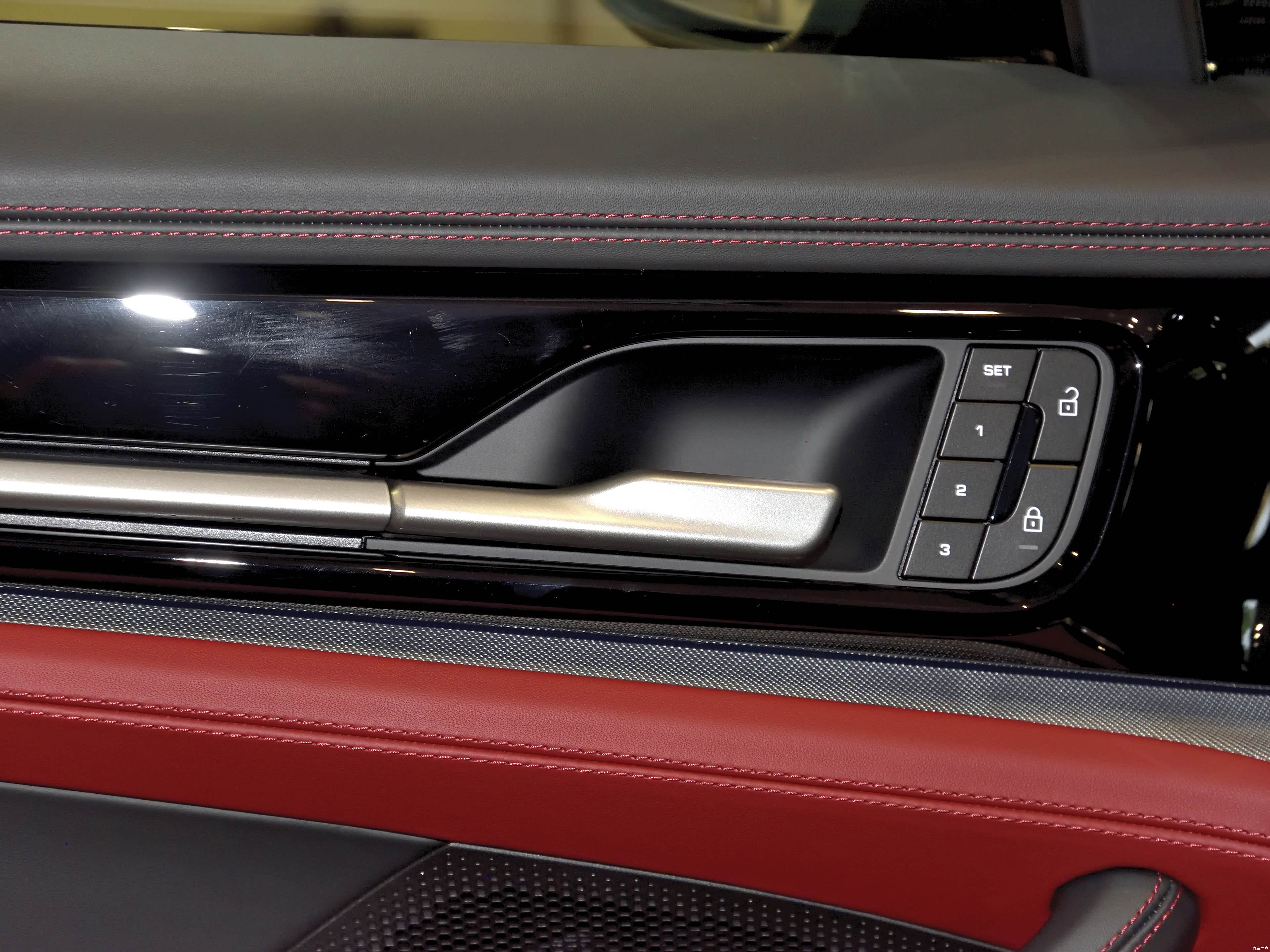 Porsche Panamera, миниатюра 20