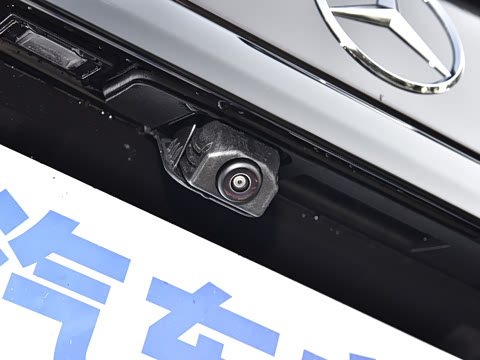 2026�� GLC 300 L 4MATIC ������ 5��