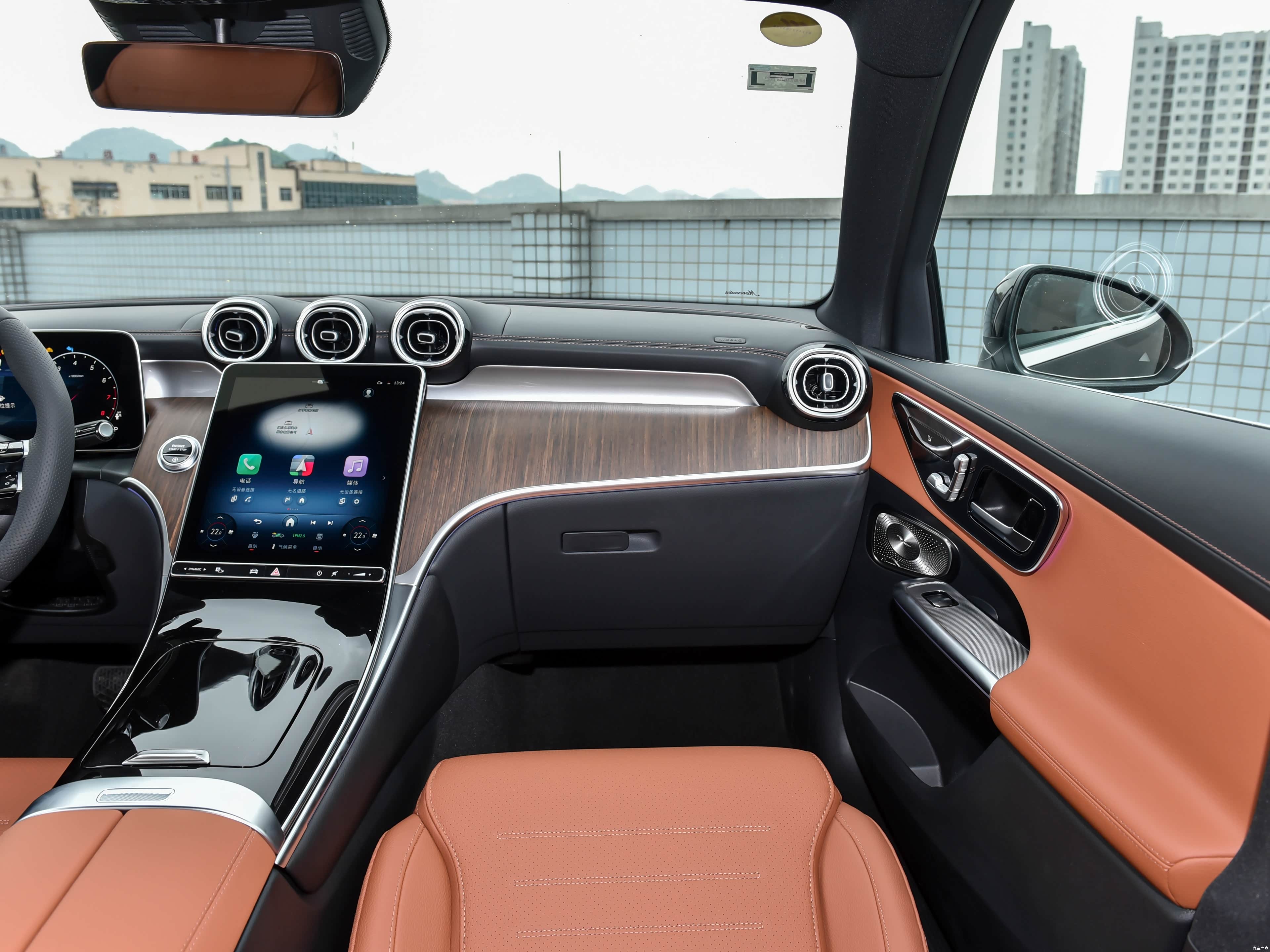 Mercedes-Benz GLC, миниатюра 14