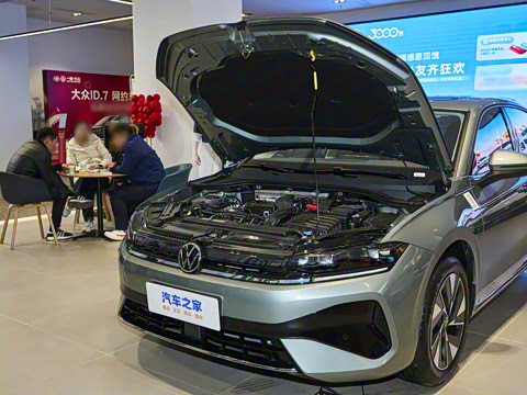 2026�� L 300TSI DSG ��Ӣ��