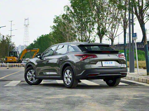 2025�� 1.6T �����