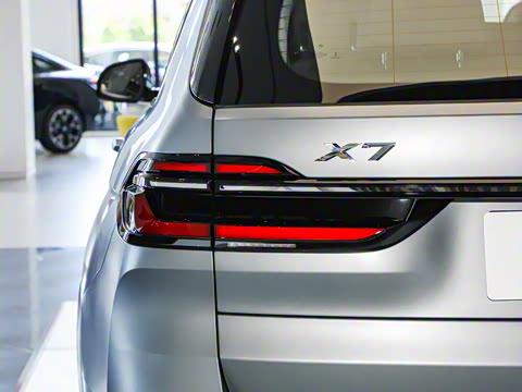 2024�� xDrive40i �����ͺ�����װ