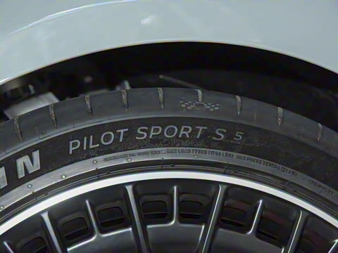 2025 AMG CLE 53 4MATIC+ ܳ