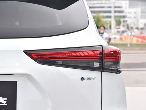 2026�� 2.5L���ܵ��˫����������� 7��