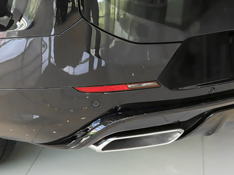 2026�� 400PS Dynamic SE