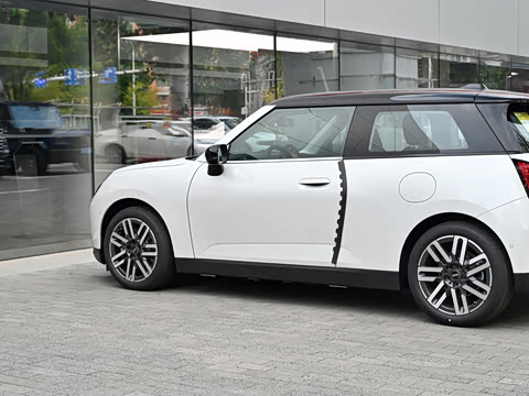 2026�� 463km COOPER SE ������ PLUS