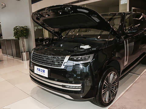 2026�� 3.0 L6 400PS AB�����