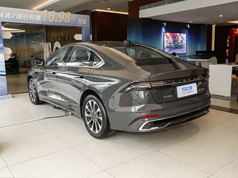 2025�� 2.0T ���а�