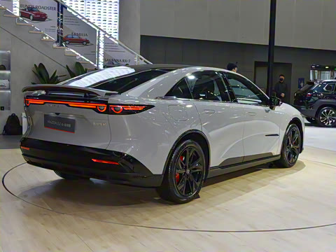 2026�� ����200 Max�˶���