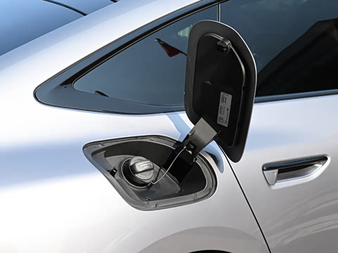 2026�� TFSI quattro 200kW �콢��