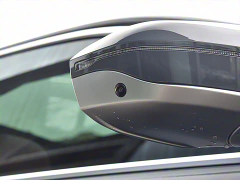 2026�� 530Li ������ M�˶���װ