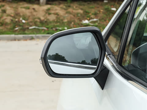 2026�� 1.5T �Զ���Ӣ��