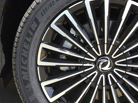 2025�� 185KM�����