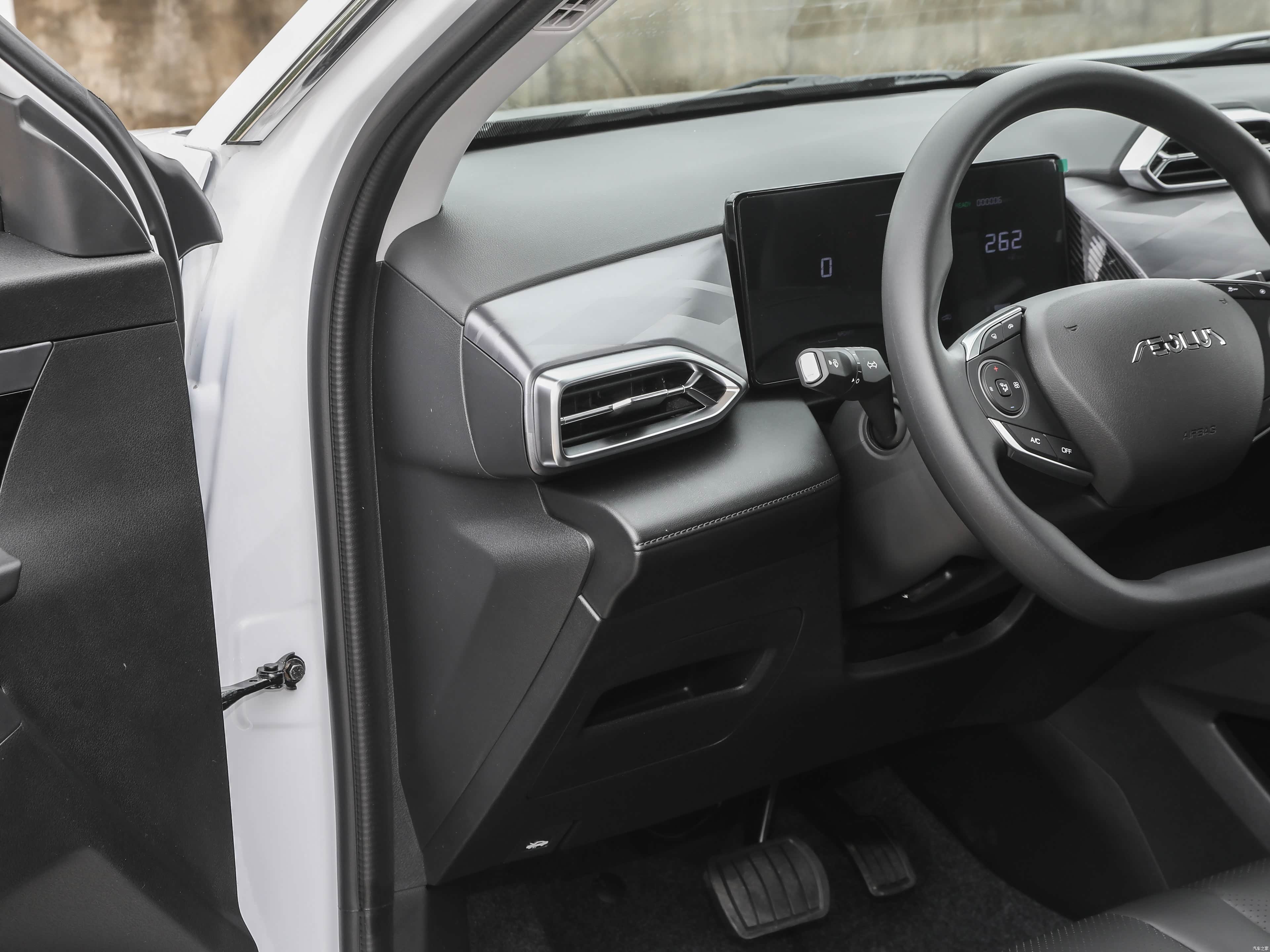 Dongfeng L7, миниатюра 15