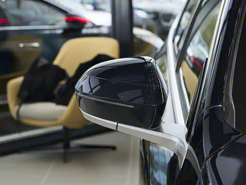 2026�� eDrive 40L M�˶���װ