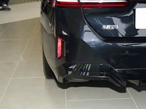 2026�� eDrive 40L M�˶���װ