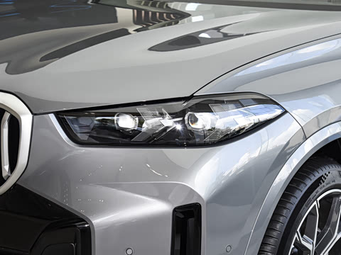 2026�� �Ŀ� xDrive 30Li ������M�˶���ҹ��װ