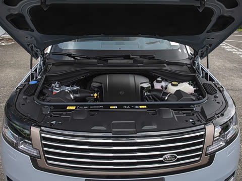 2026�� 4.4 V8 SV����� ����