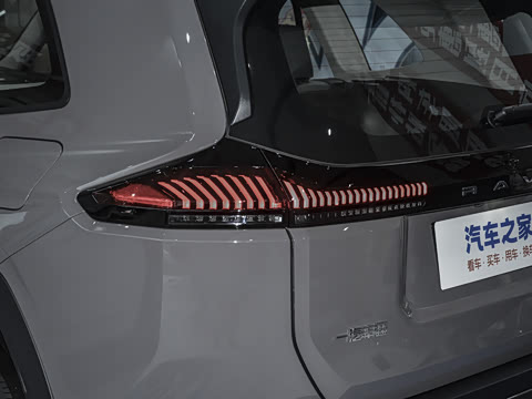 2026�� 2.0L ����������