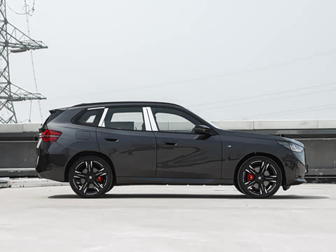 2025�� M50 xDrive