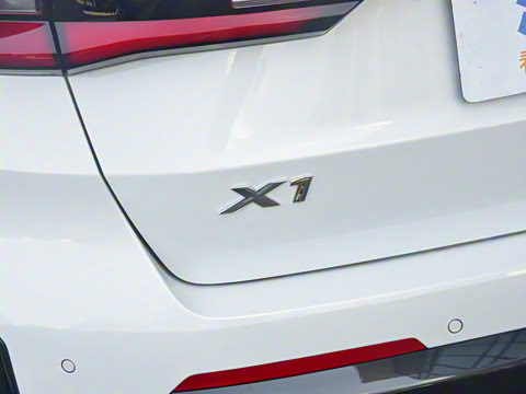 2025�� xDrive25Li X�����װ