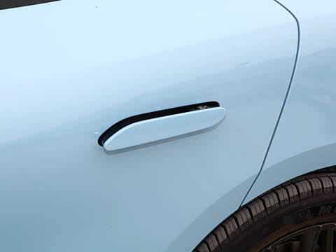 2025�� EV 701KM�����״��콢��