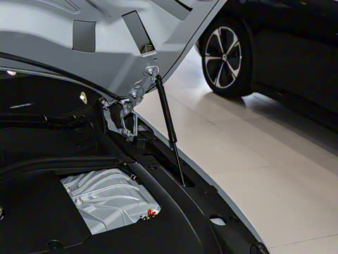 2025�� 100kWh Touring