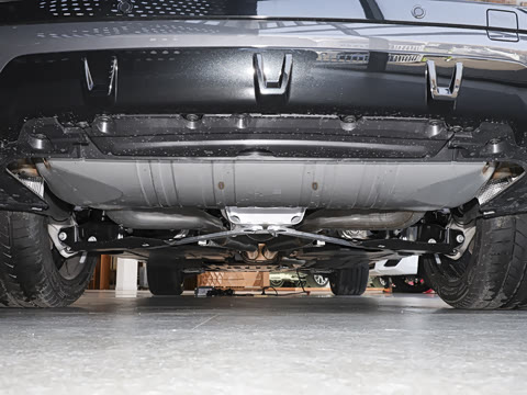 2026�� �Ŀ� xDrive 40Li M�˶���ҹ��װ