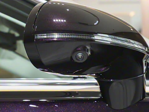 2024�� 4.0T V8��