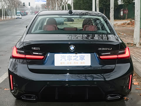 2026�� 330Li M�˶���ҹ��װ
