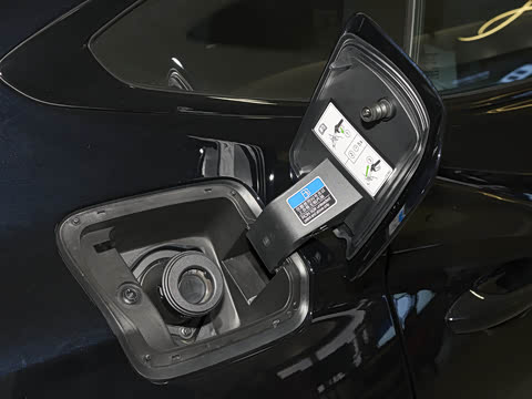 2026�� 2.0T Trophy+ �����˶���