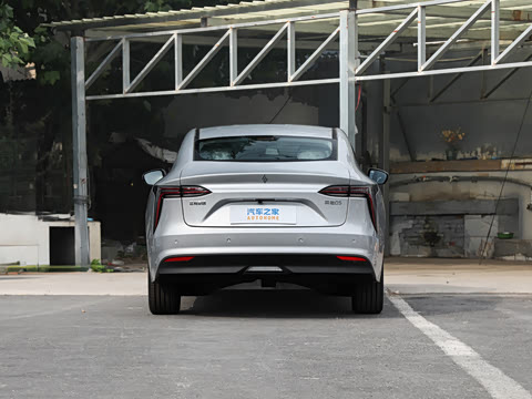 2026�� 705km MAX����������