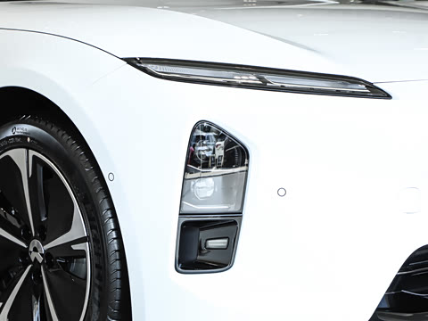 2025�� 100kWh Touring