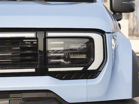 2025�� Ԫ�����а�