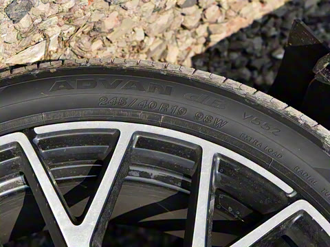 2026�� 2.0T 405 AT������