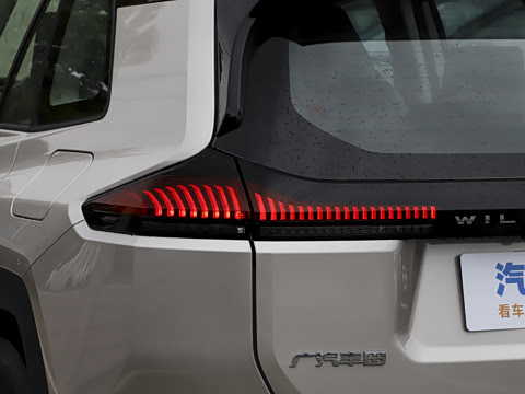 2026�� 2.0L ���ܵ��˫�� PRO