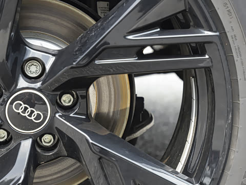2026�� 45 TFSI quattro ����ʿ�� ������װ 6��