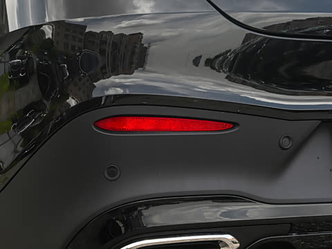 2026�� �Ŀ� GLC 300 4MATIC ����SUV