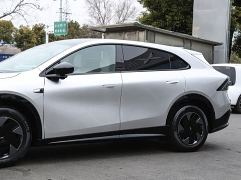 2026�� ���� 602 Max �콢��