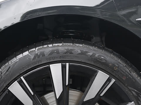 2026�� 610 Max