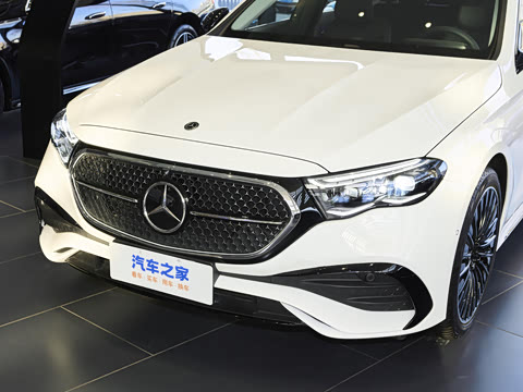 2026�� E 300 �������˶���