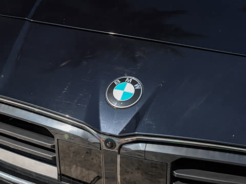 2026�� M235L