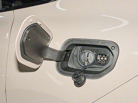 2025�� 670 Pro��