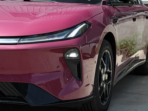 2026�� 535 MAX�����