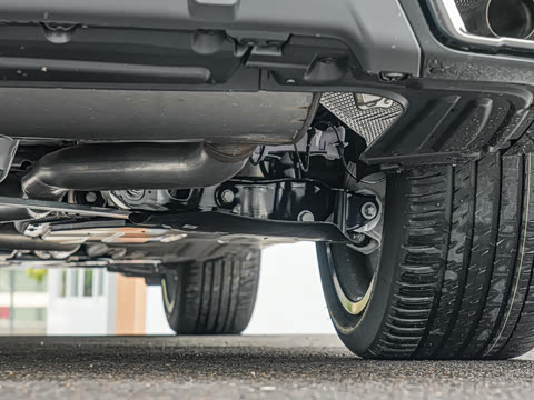 2025�� xDrive 30Li ������M�˶���ҹ��װ