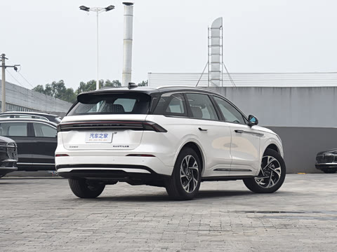 2026�� 2.0T ������춯��