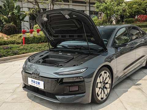 2026�� quattro Ǭ���Ǽݰ�
